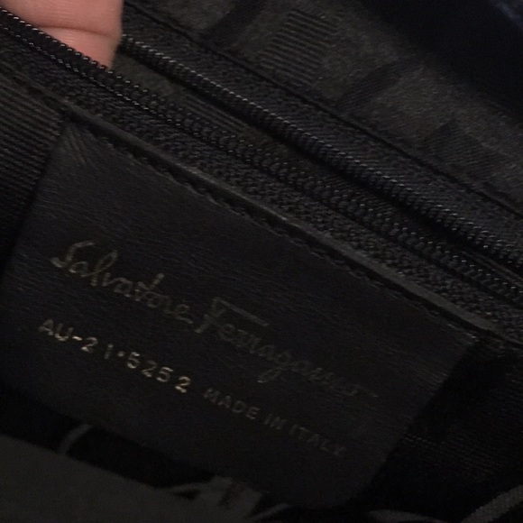 Salvatorre Ferragamo vintage bag - Picture 4 of 8